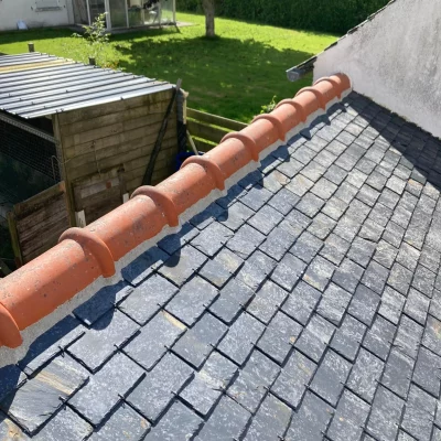 Réparation faîtage toiture Chartres 28